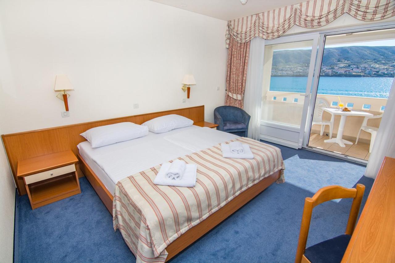Family Hotel Pagus Pag Town Eksteriør bilde