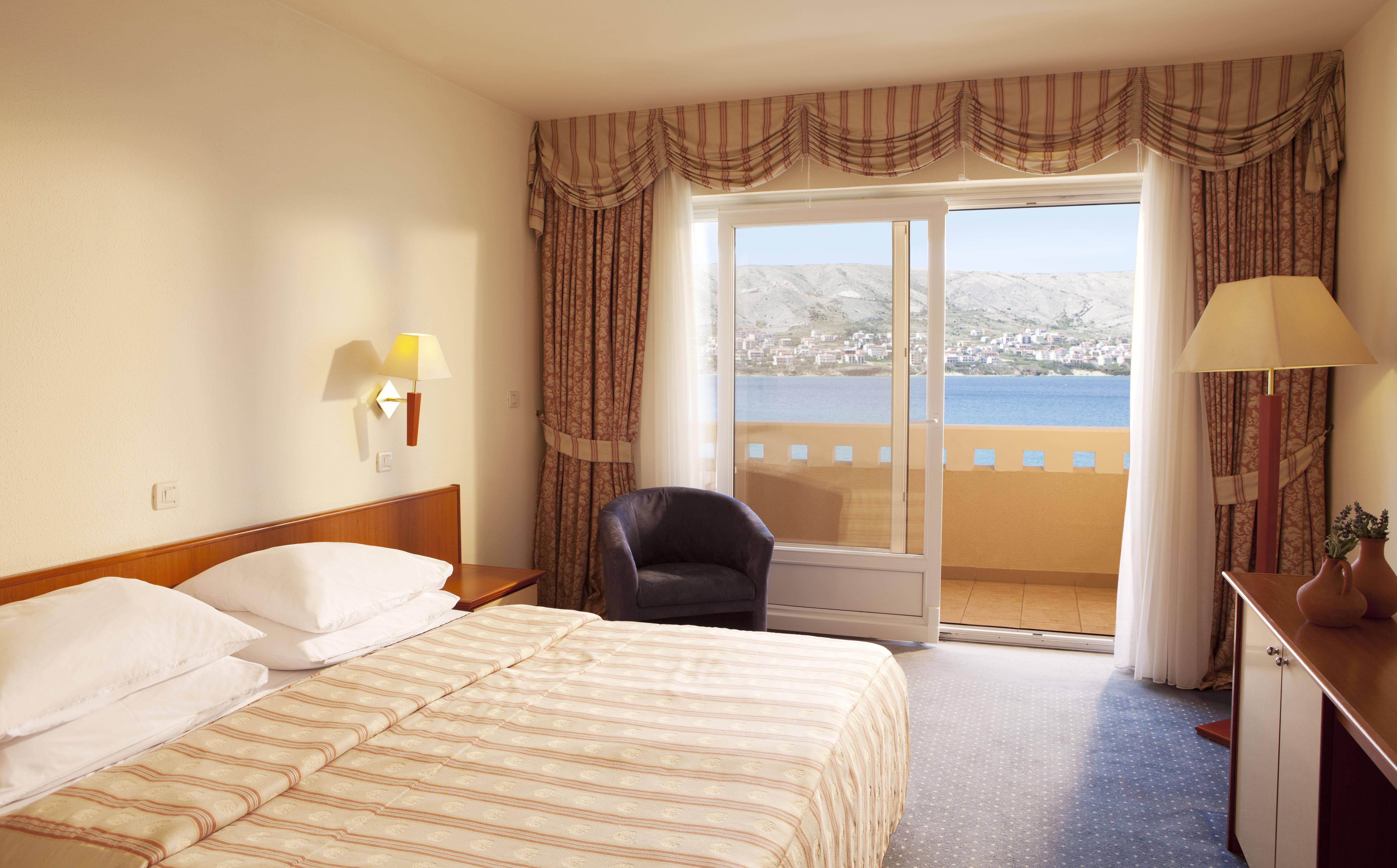 Family Hotel Pagus Pag Town Eksteriør bilde